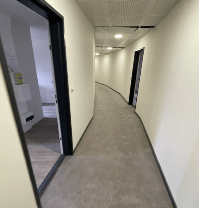 Abbaye La Rochette couloir après