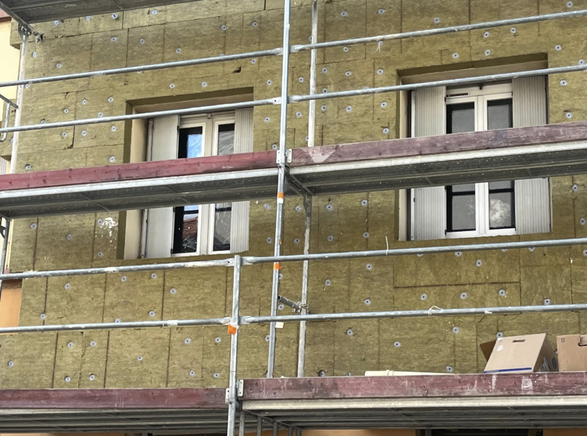 Chantier ITE immeuble en cours – Selesta Lyon