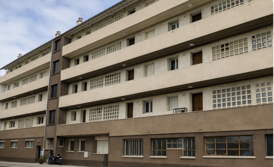 Isolation extérieure laine de roche immeuble collectif Villeurbanne après